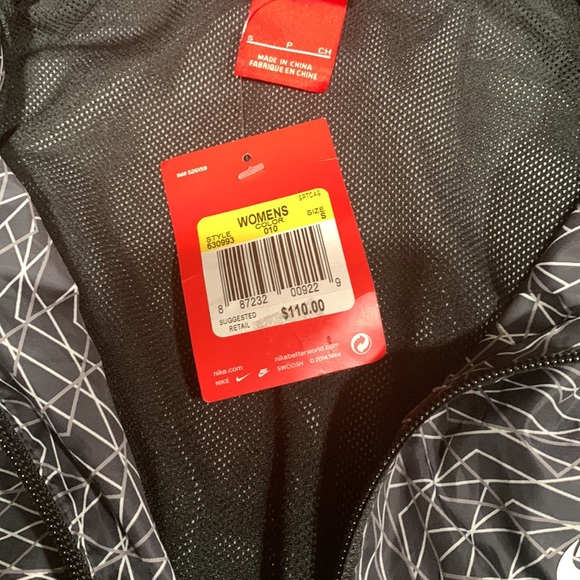 NWT NIKE WNDBREAKER RUNNING JACKET SMALL - Picture 6 of 6